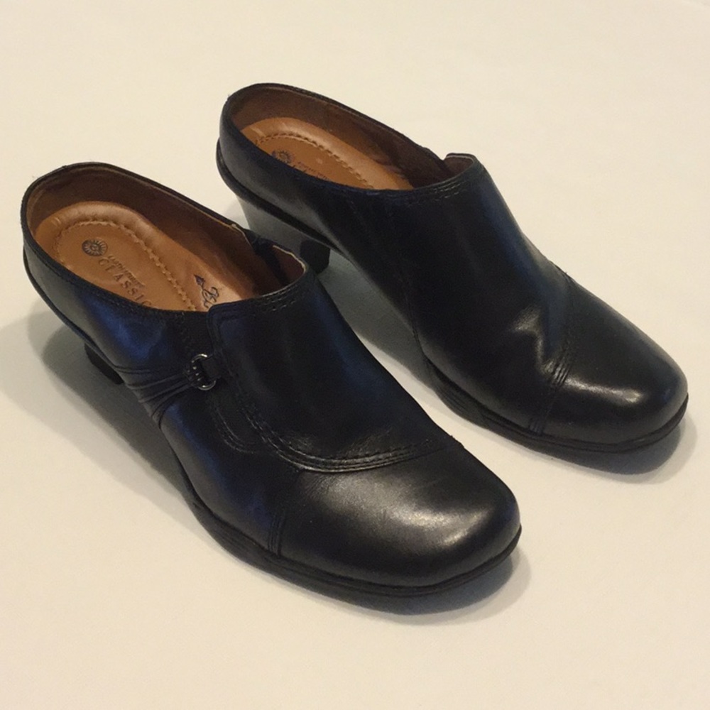 Earth Spirit Classic Leather Slip on Heels